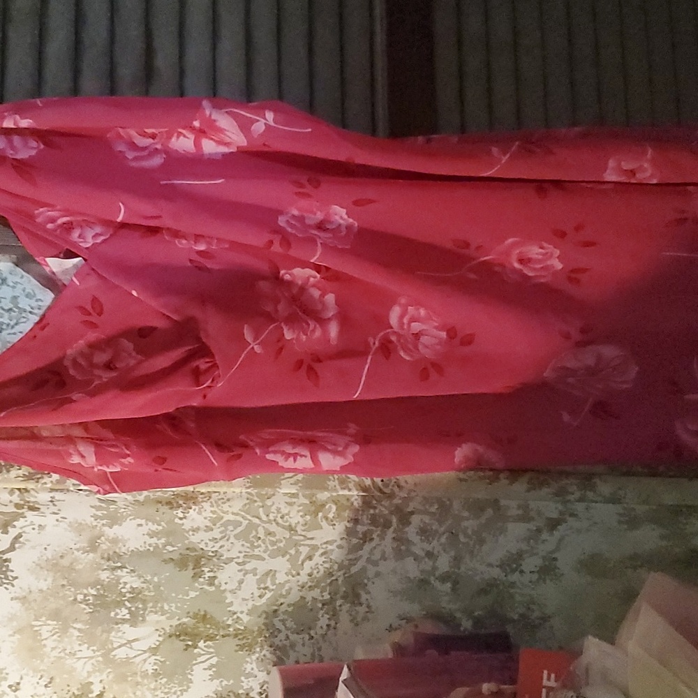 Avon Intimates Flower Spaghetti Strap Nightgown